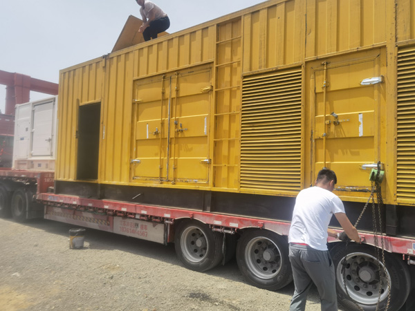 云霄除了负载情况和发动机维护,还有哪些因素会影响 200kw 柴油发电机的油耗?